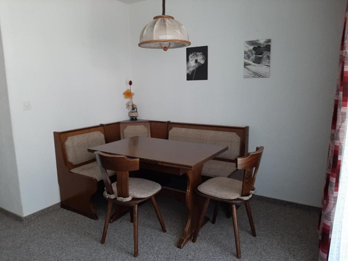Haus Marmotta Appartement Leukerbad Buitenkant foto