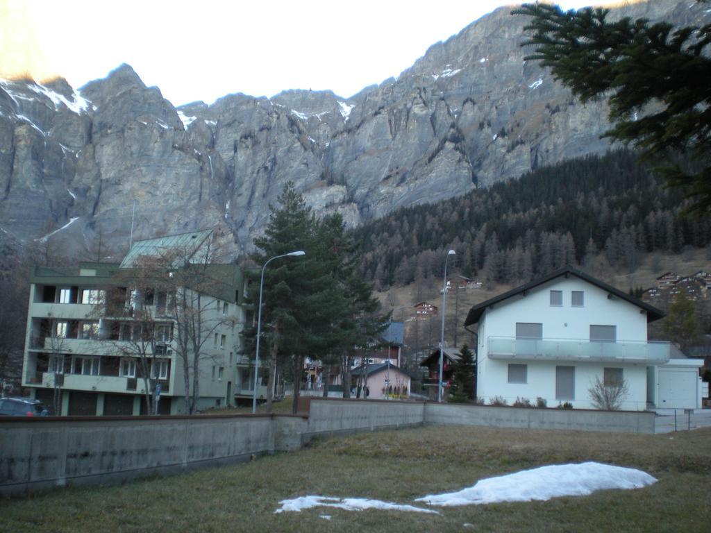 Haus Marmotta Appartement Leukerbad Buitenkant foto