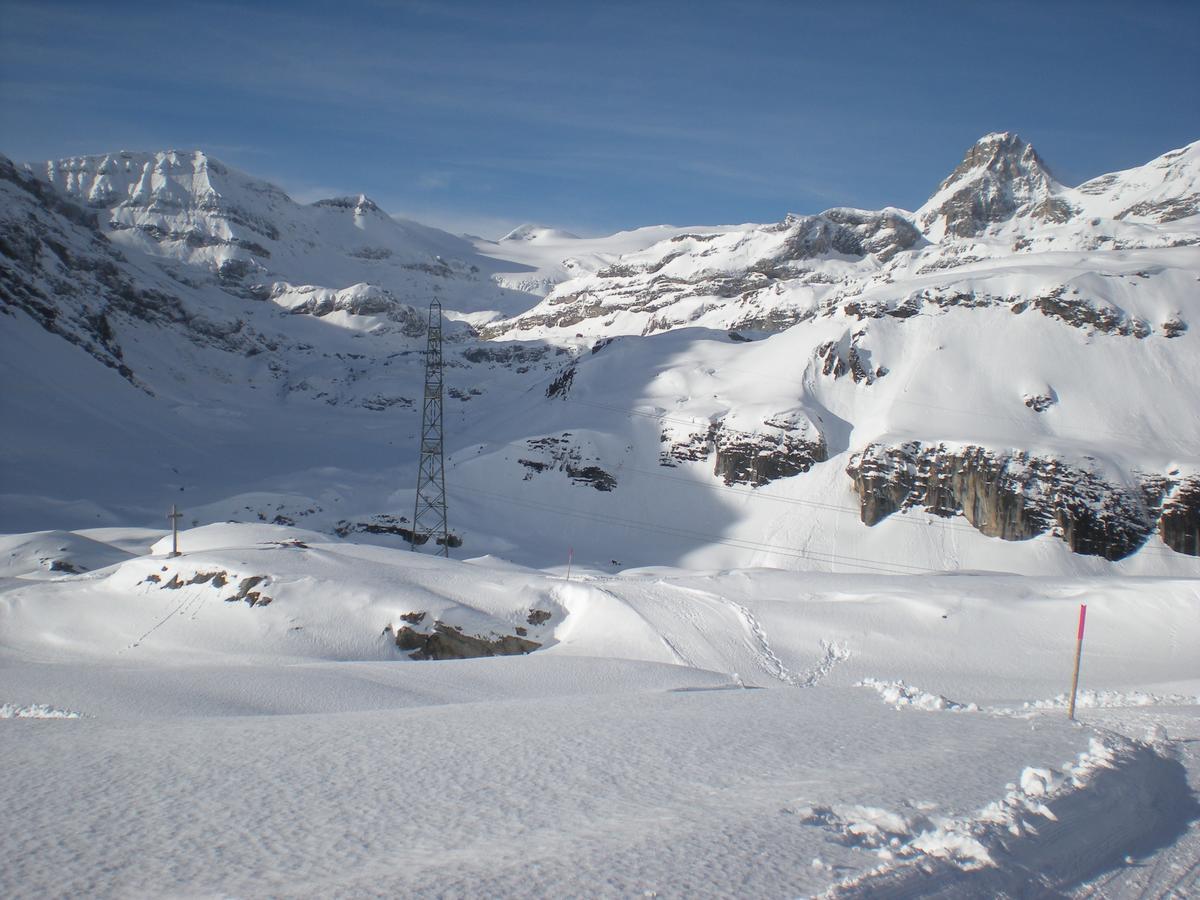 Haus Marmotta Appartement Leukerbad Buitenkant foto
