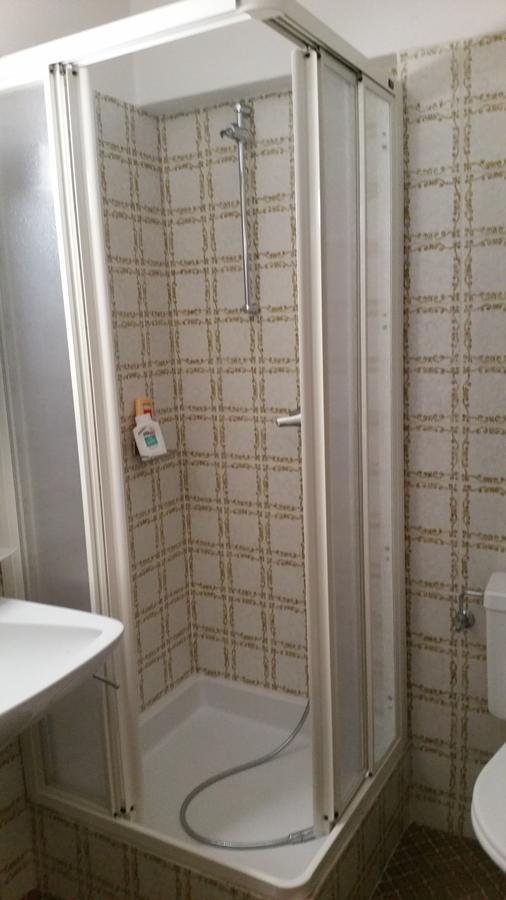 Haus Marmotta Appartement Leukerbad Buitenkant foto
